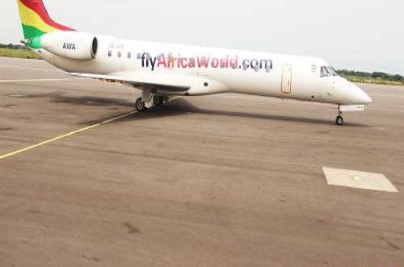 Ghanaian Pilot Unleashes Hot Gas On Nigerian Thieves In Aircraft Robbery Attempt_plane