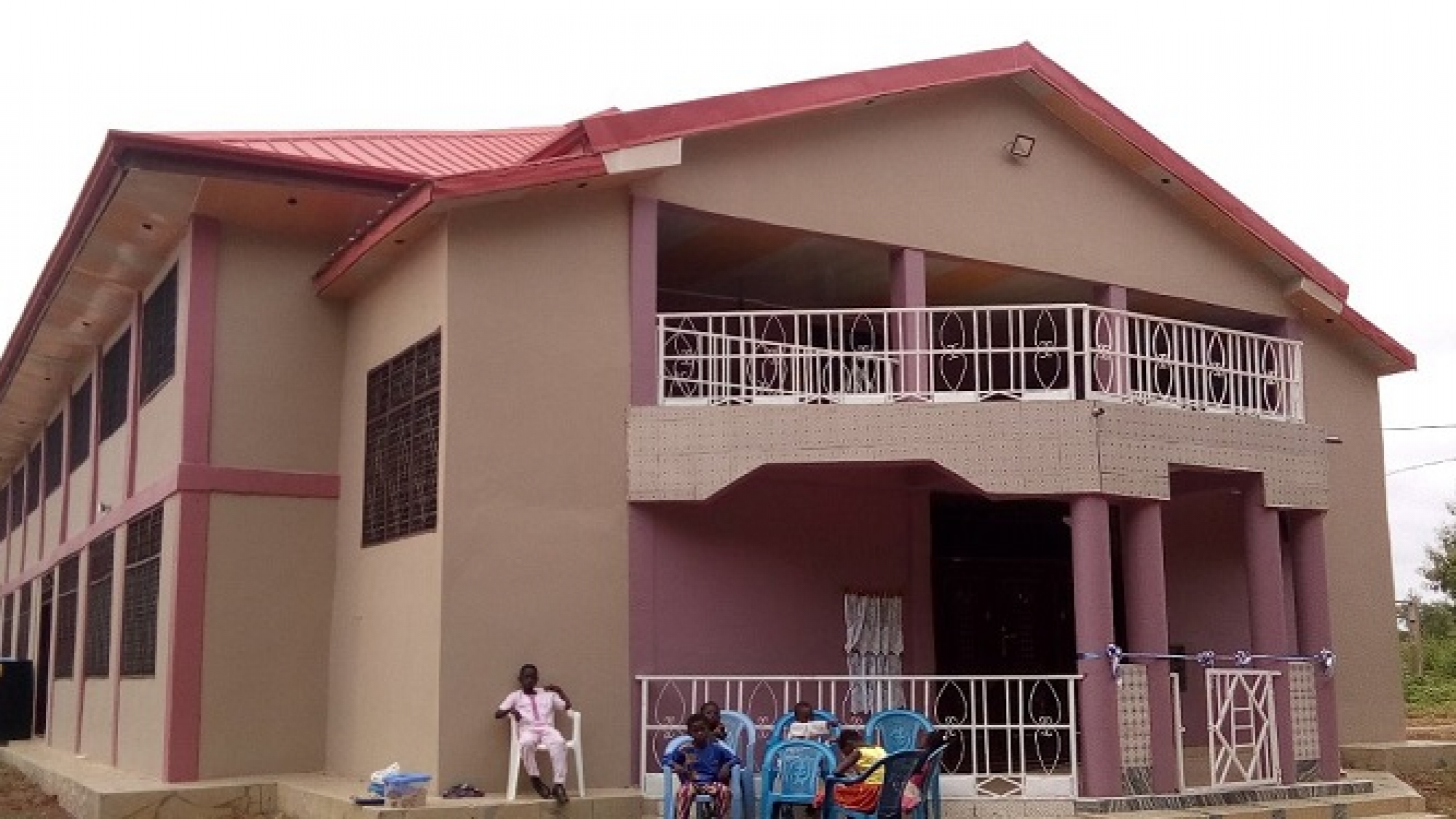 Retired Minister Builds 1000-Seater Church Building 1