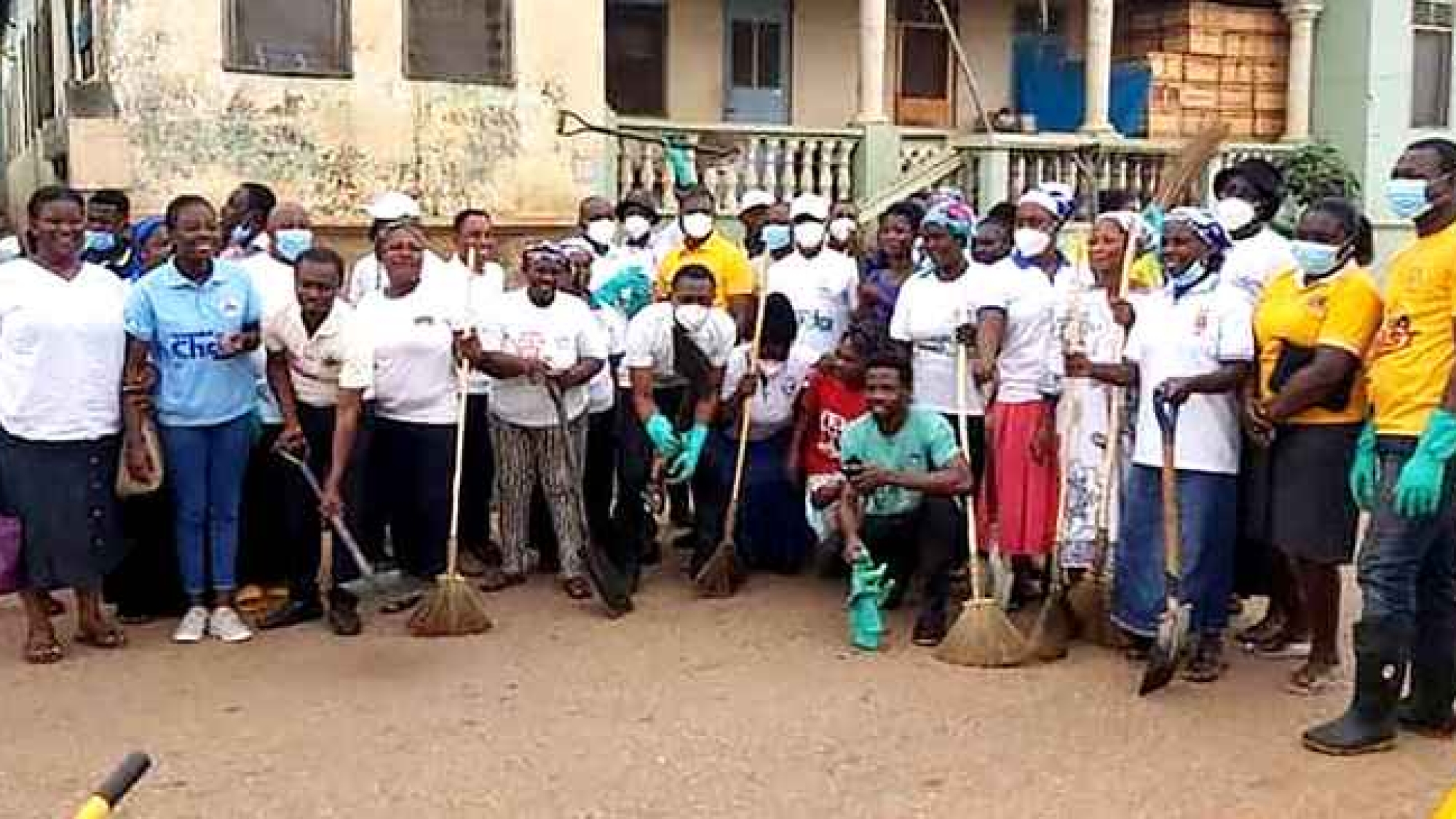 Yennyawoso District Embarks On Massive Clean-Up Exercise