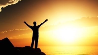 Praise-God-through-hard-times
