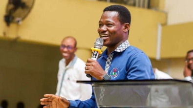 Youth Director Encourages Youth To Pursue Godly Character web