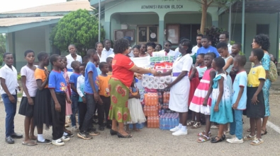 Atechem District Children's Ministry Donates To Dunkwa-On-Offin Hospital Children's Ward web