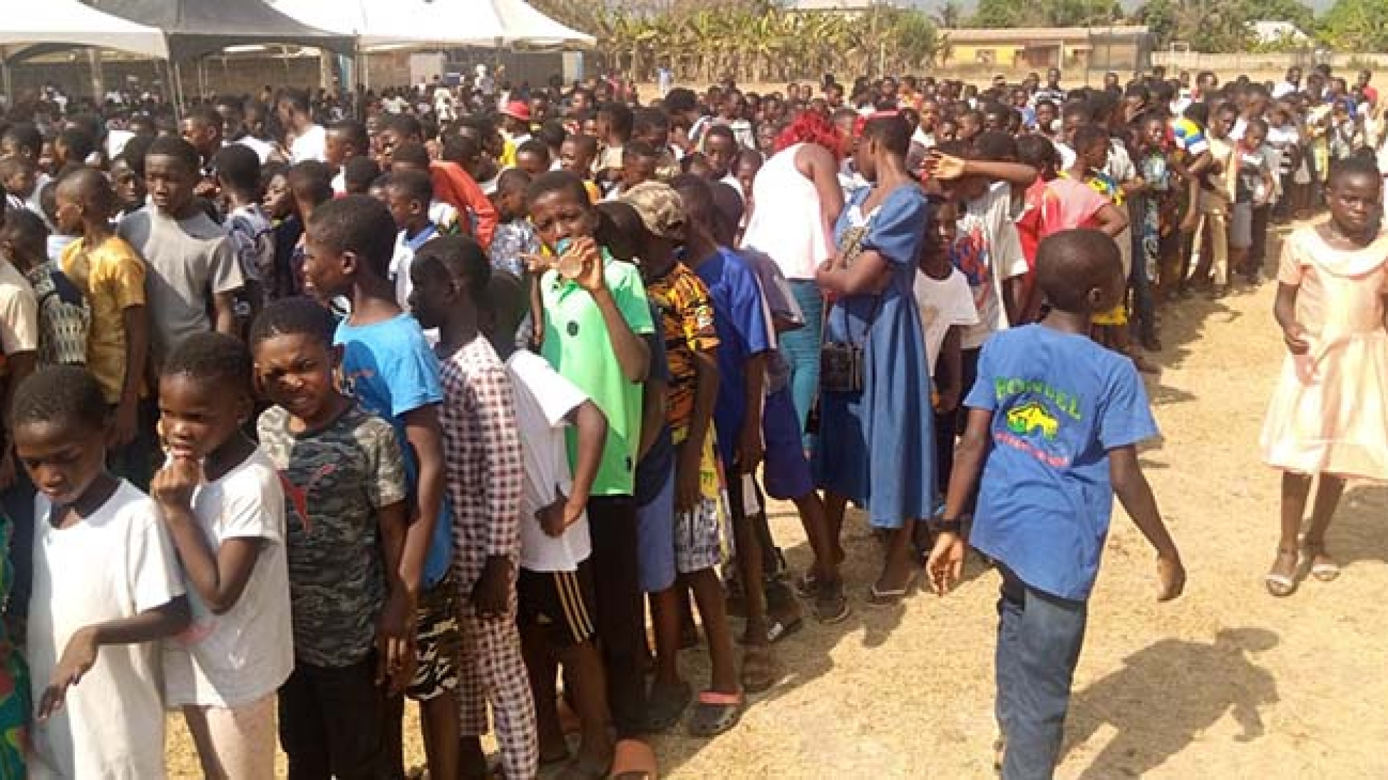 PIWC-Nkawkaw Fetes 2000 Children During New Year Party WEB
