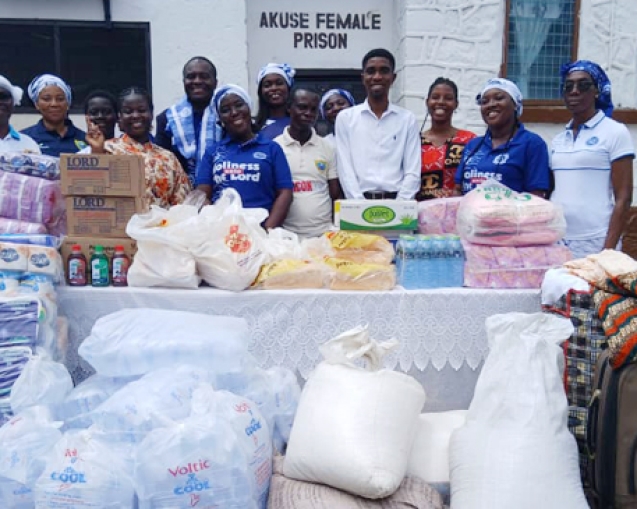 Community Four District Shows Love To Female Inmates At Akuse Prisons web'