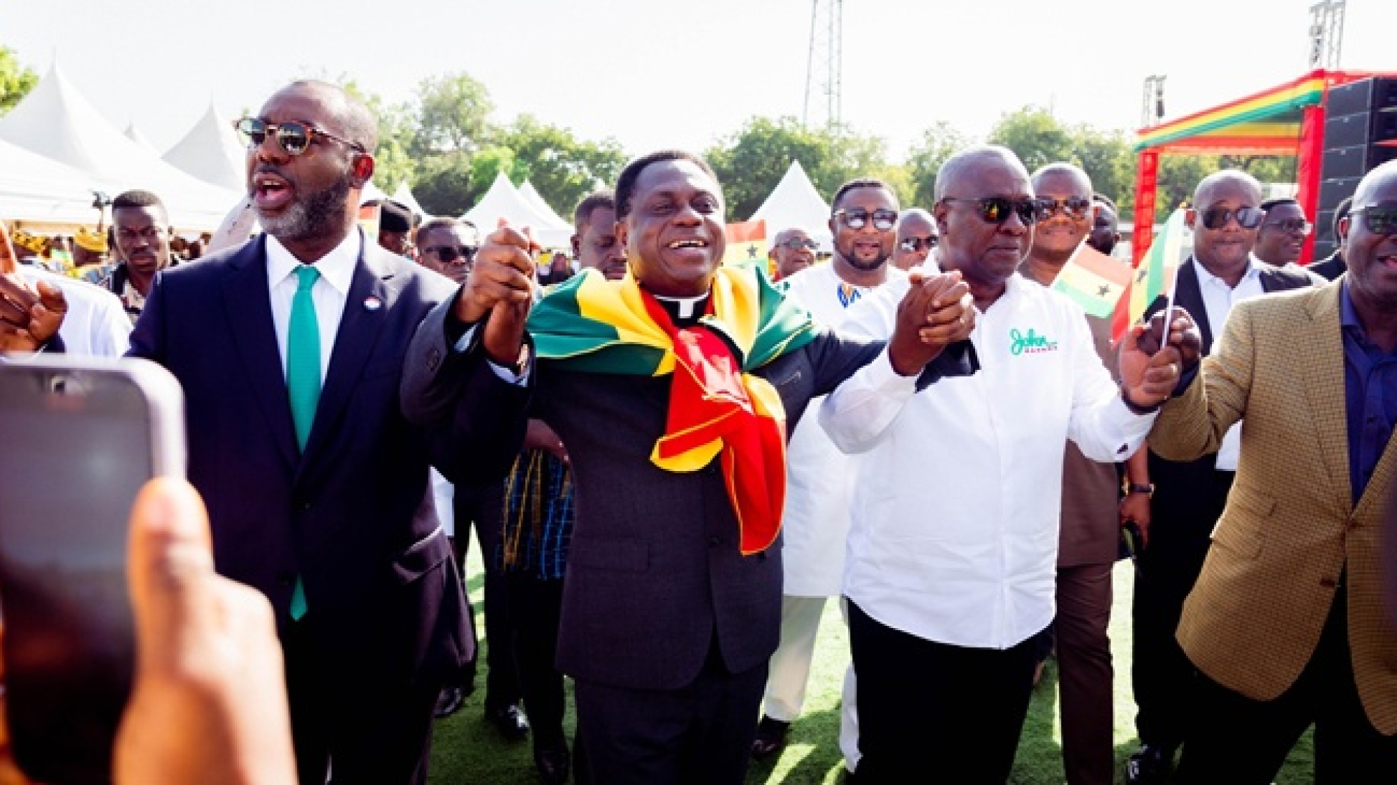 Political Figures Pledge Peace Ahead Of December 7 Elections web