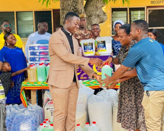 Dawhenya District Donates Items Worth Of GHS 18,000 To Akuse Prison, Wins 38 Souls web