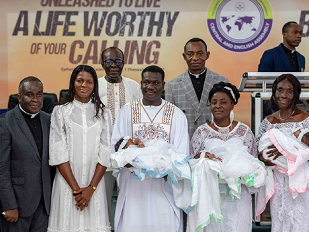 Triplets Born After 19 Years Of Waiting web