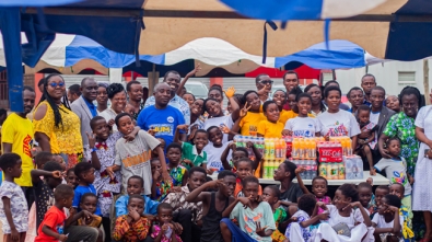 Pastor Odoom Supports Over 200 Vulnerable Children At Kasoa New Market web