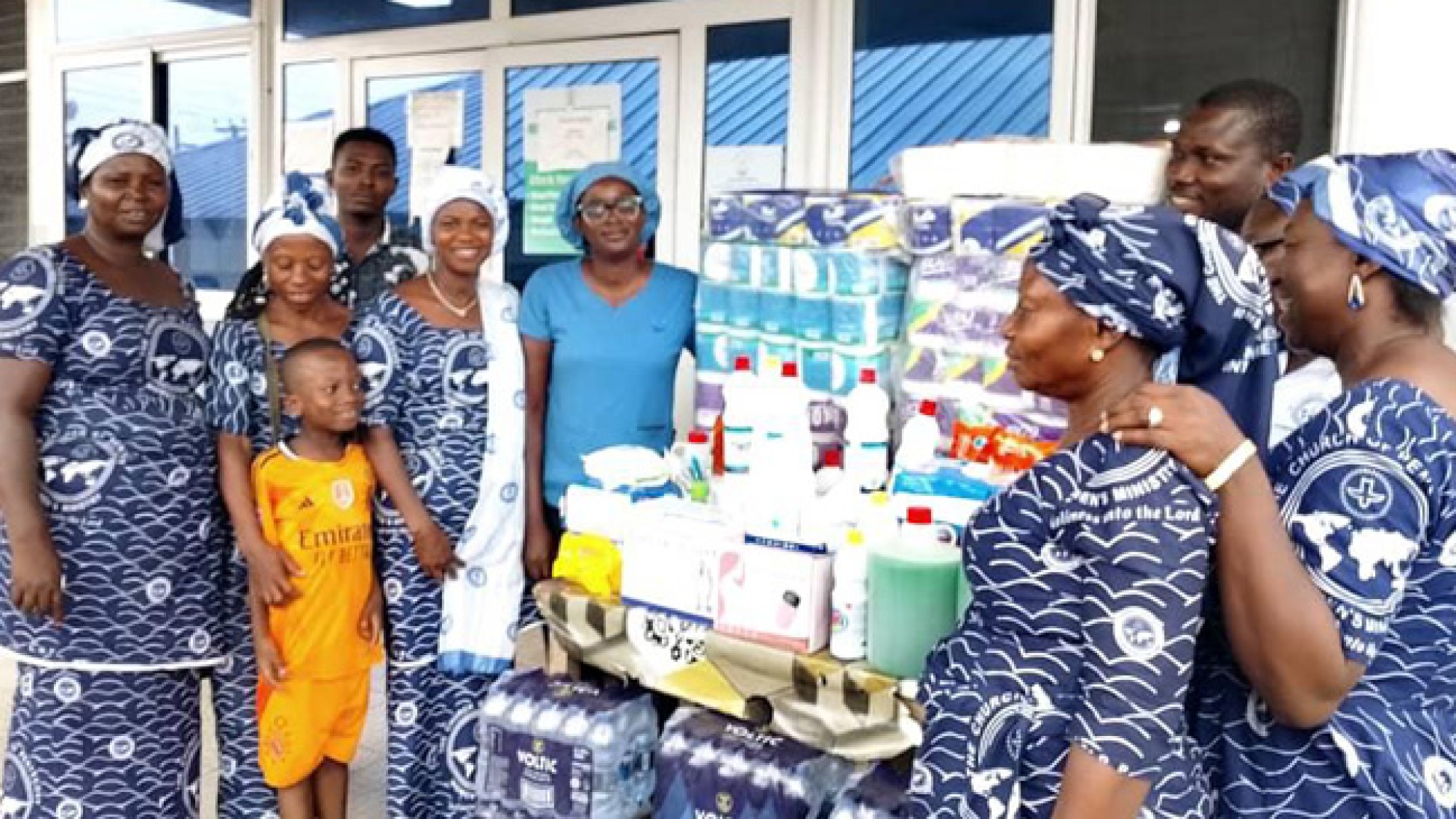 A-LANG WORSHIP CENTRE DONATES TO WEIJA-GBAWE MUNICIPAL HOSPITAL (AKAWE) web
