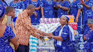 KASOA AREA WOMEN’S MINISTRY DONATES TO MOTHER & CHILD HOSPITAL web