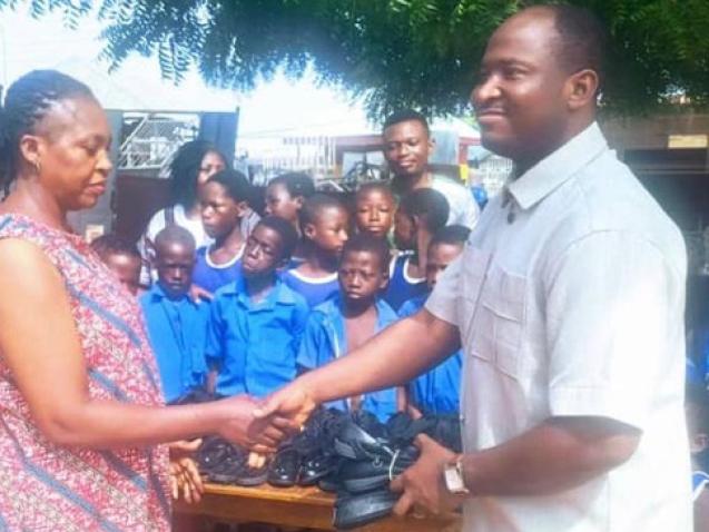 Lamashegu District Schools Outreach Ministry Blesses School Pupils With New Shoes web