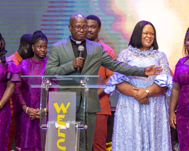SEND-OFF SERVICE HELD FOR APOSTLE DR. OSEI-KORSAH & FAMILY web