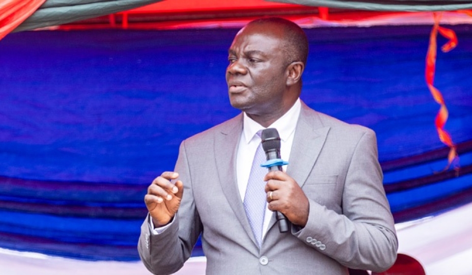 Christ Is God’s Ultimate Answer To A Dark World – Apostle Obuobi web