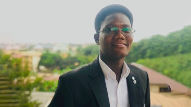 Living The Zoe Life web