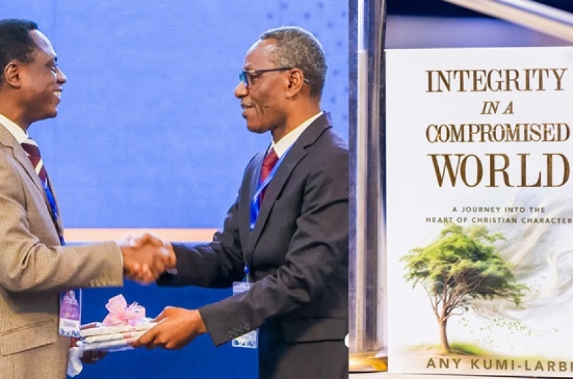 Apostle Kumi-Larbi Donates New Book To The Church Of Pentecost web.jpg