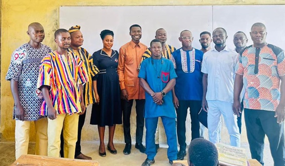 Sabuli District Commissions Whiteboard Project To Enhance Local School Education web