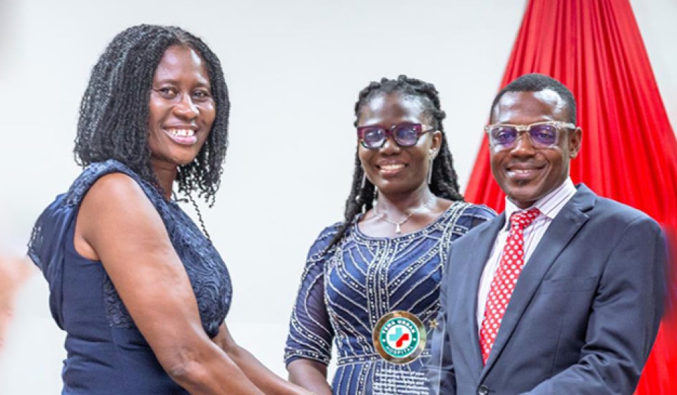 Tema Greenwich Meridian District Honoured For Support To Tema Urban Hospital web.jpg