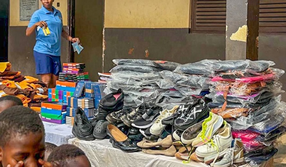 New Dawhenya District Donates Educational Materials To Abbey DA School web.jpg