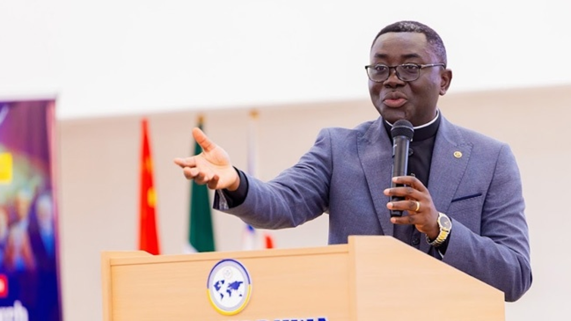 Christ Fulfilled Messianic Prophecies Beyond Human Expectation – Apostle Dr Nyansah Hayfron web