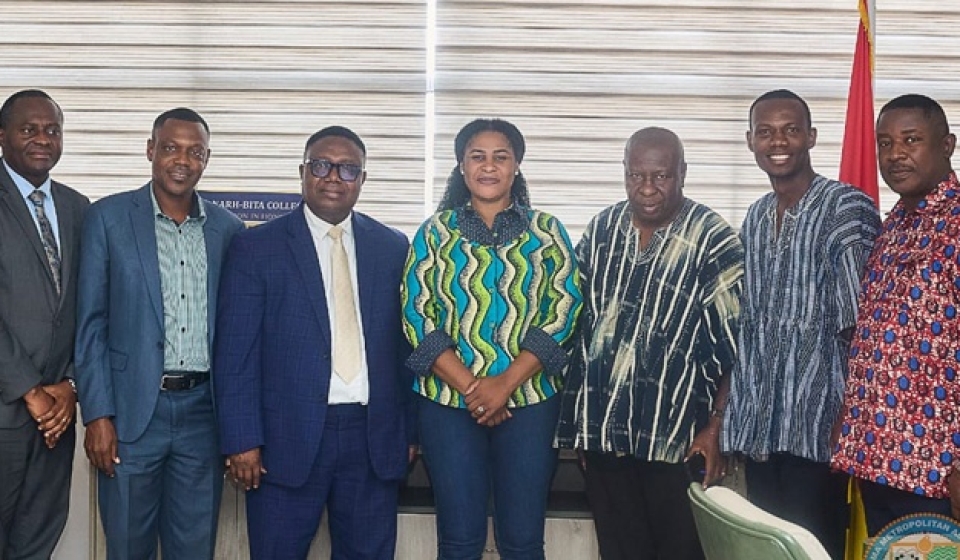 Tema Area Head Pays Courtesy Call On Tema Mayor web