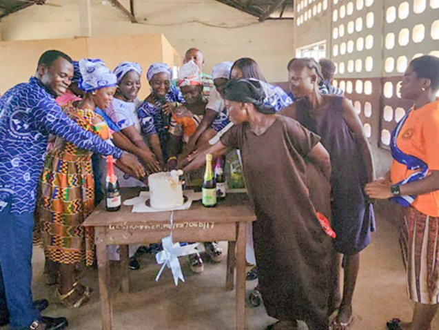 Kumasi Sector HUM Honours Mothers, Supports Needy Communities web.jpg