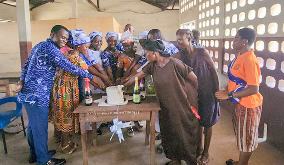 Kumasi Sector HUM Honours Mothers, Supports Needy Communities web.jpg