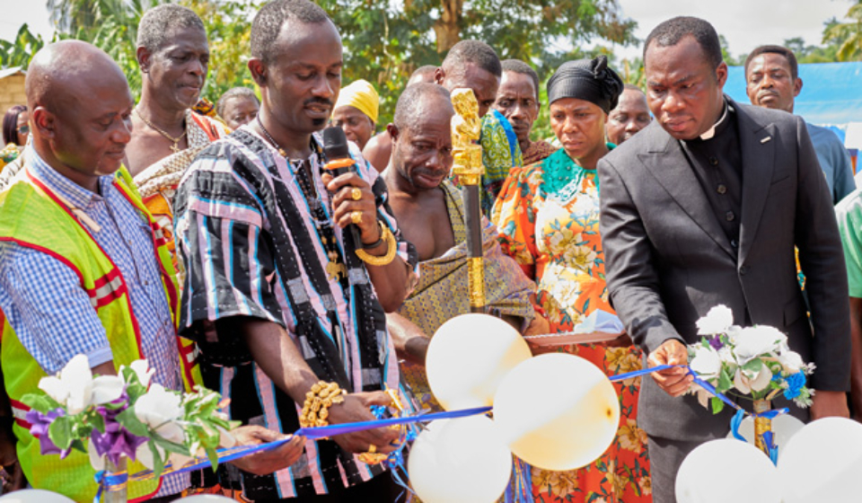 Pastor Quaicoe and Family Donate Toilet Facility to Wassa Senchem Community WEB.jpg