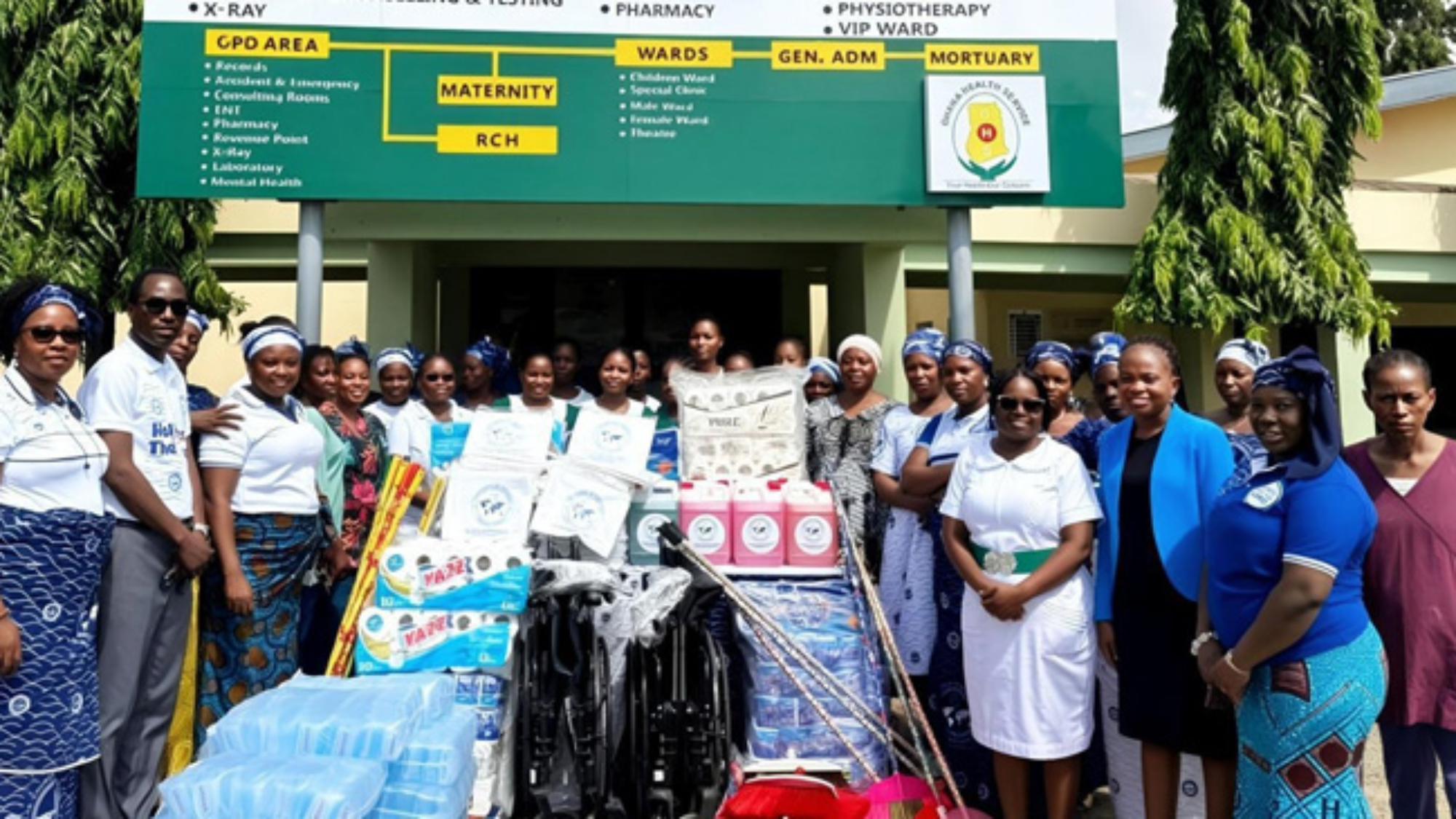 Ayigya District Donates Desks to Support Local School-1 web