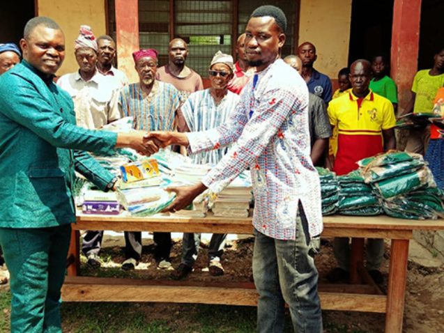 Bulenga District Donates Gh¢17,000 Educational Support to Jongfian RC School web.jpg