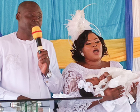 God Ends 20-Year Wait As Elder, Wife Welcome First Child web.jpg