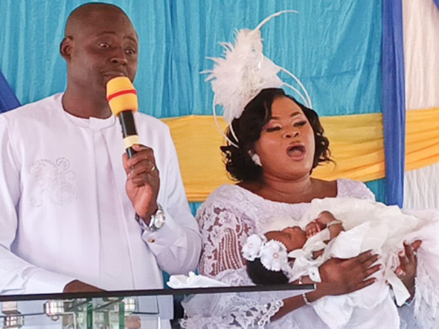 God Ends 20-Year Wait As Elder, Wife Welcome First Child web.jpg