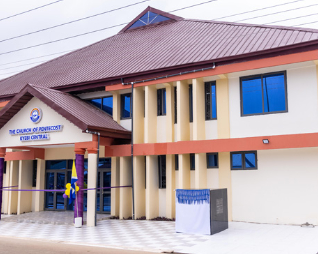 Apostle Samuel Obuobi Dedicates Kibi Central Auditorium web