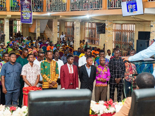 Essam–Debiso Area Ordains 104 Officers web.jpg